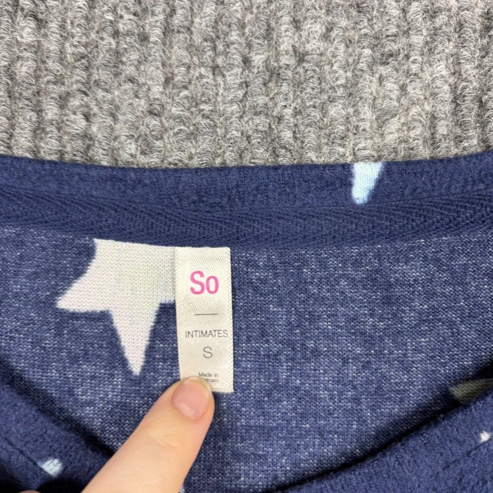 SO Intimates Pajama Top Womens Small Blue White Star Print Long Sleeve V-Neck